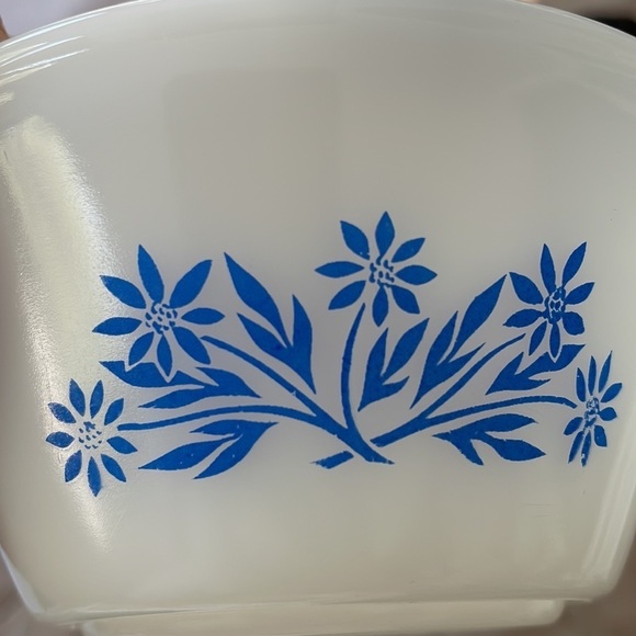 Anchor Hocking Fire King Handled Bowl - Picture 6 of 8